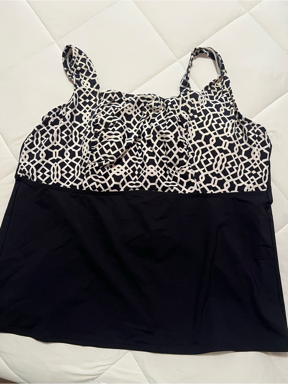 Black & White Patterned Women's Swim Top
